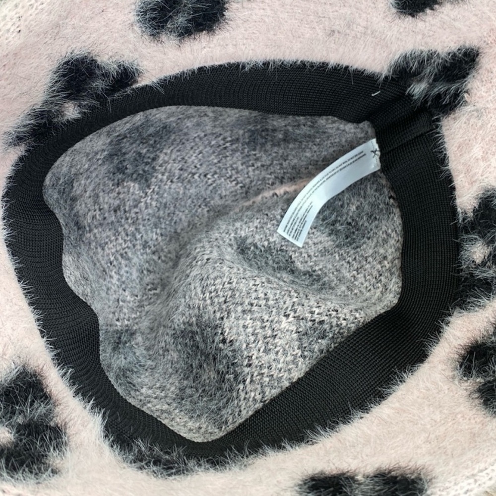 Urban Outfitters Juno Fuzzy Preppy Flower Pattern Y2K Bucket Hat - Picture 5 of 8